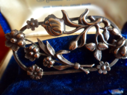 Antique Art Nouveau brooch_ beautifully silver plated!