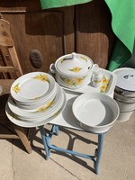 Alföldi porcelánok étkészlet pótlásához.