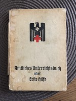 2Vh Német katonai szanitéc könyv