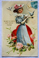 Antik dombornyomott romantikus üdvözlő képeslap  hölgy szív levél galambok