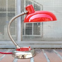 Bauhaus - Art deco gégecsöves asztali lámpa felújítva (piros - nikkel)