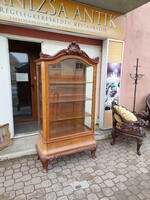 Antique Viennese baroque showcase