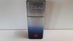 Szögletes Ballantines whiskys fém díszdoboz