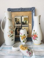 Hollóházi szépségek-porcelán csomag-vázák