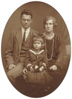 1I844 Régi családi fotográfia portré S. WEITZMANN 14.5 x 10.5 cm