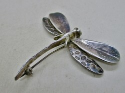 Gyönyörű antik  ezüst szitakötő bross