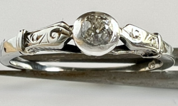 164T. About 1 forint! Antique button brilliant (0.1 ct) gold (1.8 g) ring with flawless, snow-white stone!