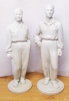 Herendi szocreál szobor páros, férfi és nő. Herczeg Klára tervei alapján.