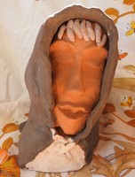 Lady's head - terracotta bristle statue
