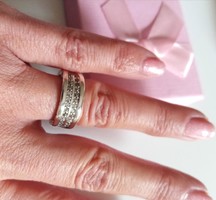 Köves, gyönyörű fazonú, Bvlgari feliratos ezüst gyűrű
