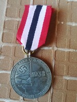 Harmadik Birodalmi szudéta német  kitüntetés, szalagon