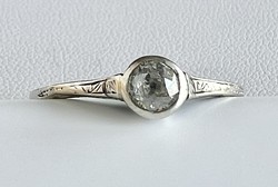 98T. About 1 forint! Antique button brilliant (0.25 ct) 14k gold ring (1.2 g) with snow white stones!