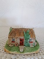 Highland Crofthouse by Cameron B. Douglas Scotland, dísz házikó