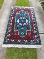 Beautiful wool rug 200 x 120 cm