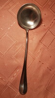 Christofle old, heavy ladle, gives a monogram of 254 grams and 32 cm