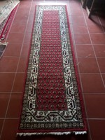 275 x 75 cm kézi csomózású Boteh szőnyeg eladó