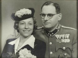 1J075 vajda m. Paul: old military portrait with his wife