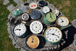 8 old Russian clock movements / jantar / sevani / vityaz / slava etc.