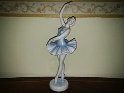 Immaculate Herend xxl ballerina figure