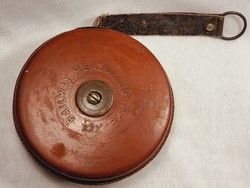 Railway measuring tape régi vasúti mérőszaleg.Bőr tokban.Fellelt állapotban,ritka gyűjtemènyi db