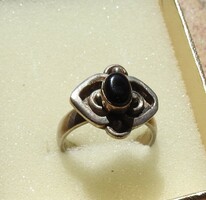 Old black stone solitaire gold ring with gold