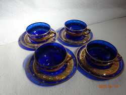 Kék üvegcsésze tányérral, aranyszínű, aprómintás,Balatonfüredi emlék