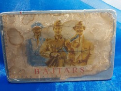 Retro régi cigarettás doboz