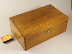 Antik fa szivar vagy ékszer doboz  813