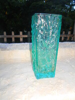 Brabec Jirí üveg váza 70-es évek Sklo Union Teplice, Rosice üveggyár 19 cm
