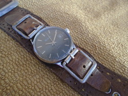 Mechanical slava Russian watch from the 1960s! Serviced, very good little watch