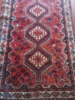 165 x 100 cm Shiraz kézi csomózású szőnyeg eladó