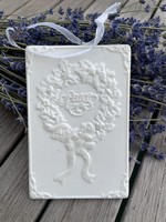 Domború fehér porcelán plakett, virágos kép, fali dísz