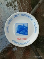 Szántó Kovács János Középiskolai Kollégium Hódmezővásárhely 1968-1988 Alföldi  porcelán emlék tányér