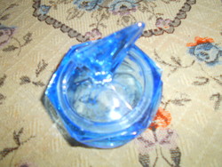 Kék színű üveg ékszertartó doboz
