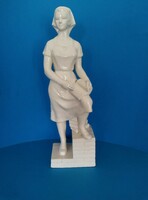 Oláh Sándor porcelán szobor 45 cm