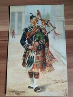 Antik képeslap, Skót dudás, Tuck's képeslap, 1930-ból