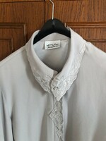 Women's retro blouse
