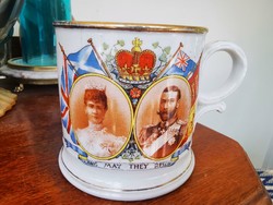 Antique mug v. With King George