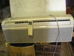 Sanyo retro air conditioner, 3.52 Kw programmable remote switch Japanese original split cleaning grass cooling