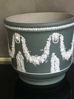 Antique Wedgwood porcelain caspo in huge size, 24 cm high
