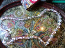 50 Cm, pastel-colored, lustrous luster necklace made of mixed glass beads.