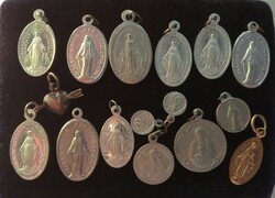 Vintage szent medálok kegyérmék 13+1 katolikus vallási érme