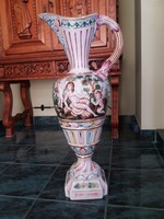 Capodimonte. A giant vase.