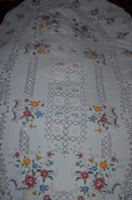 Large oval machine lace tablecloth ( dbz iv )