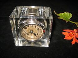 Polished glass case clock, with Swiss mechanism, 8 x 8 5 cm and works