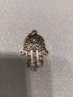 Hand of Fatima pendant with an openwork pattern