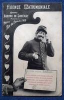 Antik Bergeret humoros fotó képeslap  ifjú katona házasságközvetítő