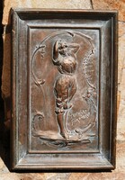 Hargita jelzéssel: Tengeri fürdőben - mázas terrakotta falidísz