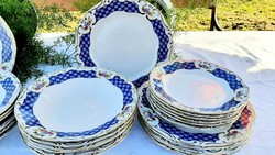 Zsolnay antoinette plate set