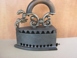 Marked dragon old charcoal charcoal cast iron iron